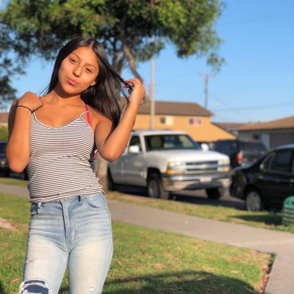 Meet your Posher, Monica